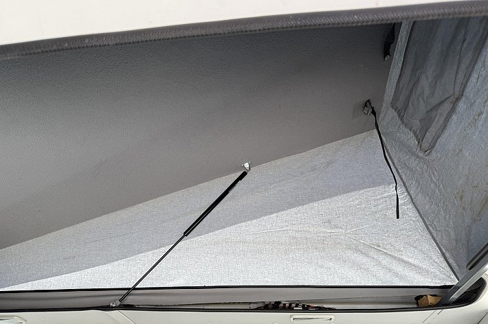 Volkswagen  Kombi Transporter CAMPER, AUTOMAAT, AIRCO, DEALER ONDERHOUDEN.