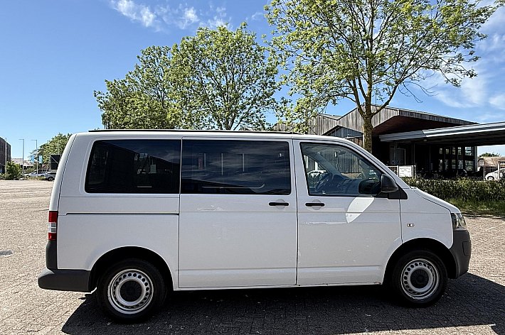 Volkswagen  Kombi Transporter CAMPER, AUTOMAAT, AIRCO, DEALER ONDERHOUDEN.