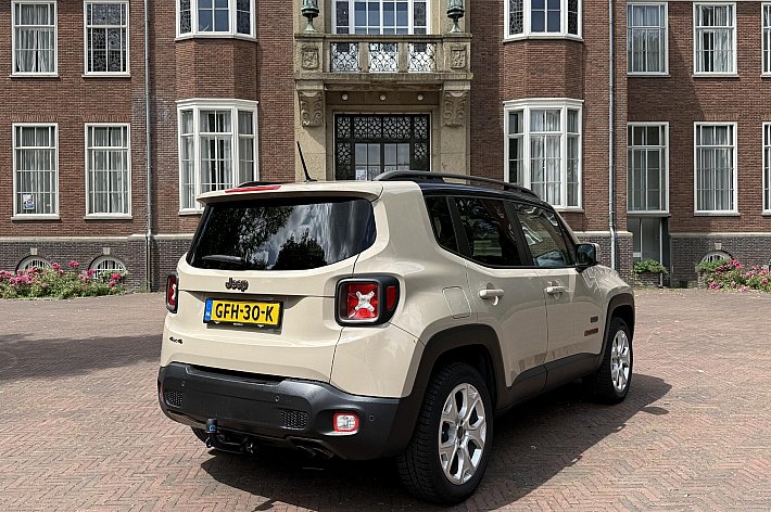 Jeep Renegade 1.4 MultiAir 75th Anniversary AWD AUTOMAAT, 4WD, 2x OPEN DAK.