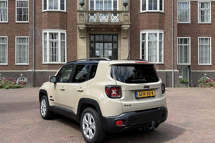 Jeep Renegade 1.4 MultiAir 75th Anniversary AWD AUTOMAAT, 4WD, 2x OPEN DAK.