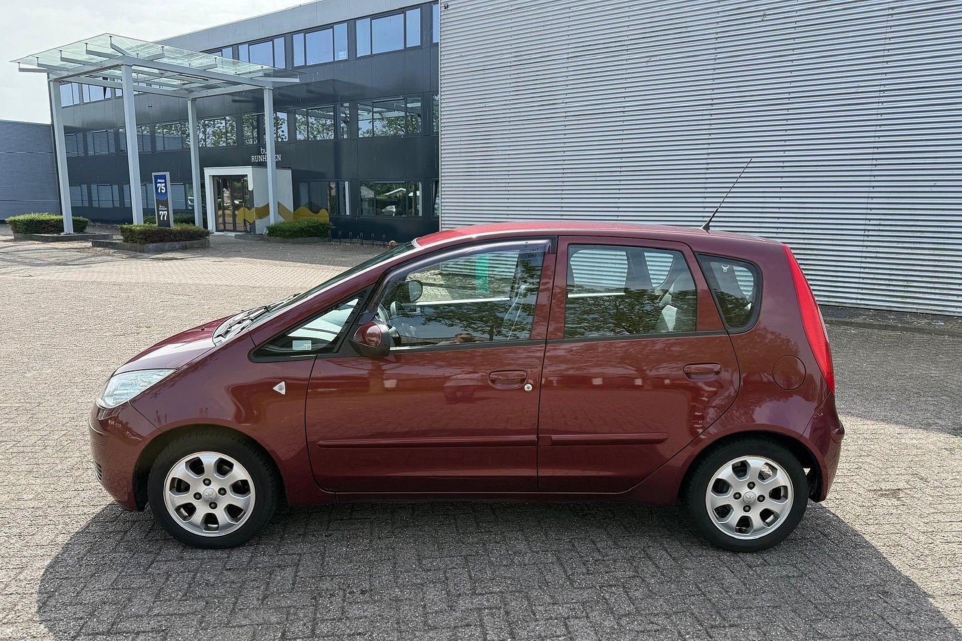 Mitsubishi Colt