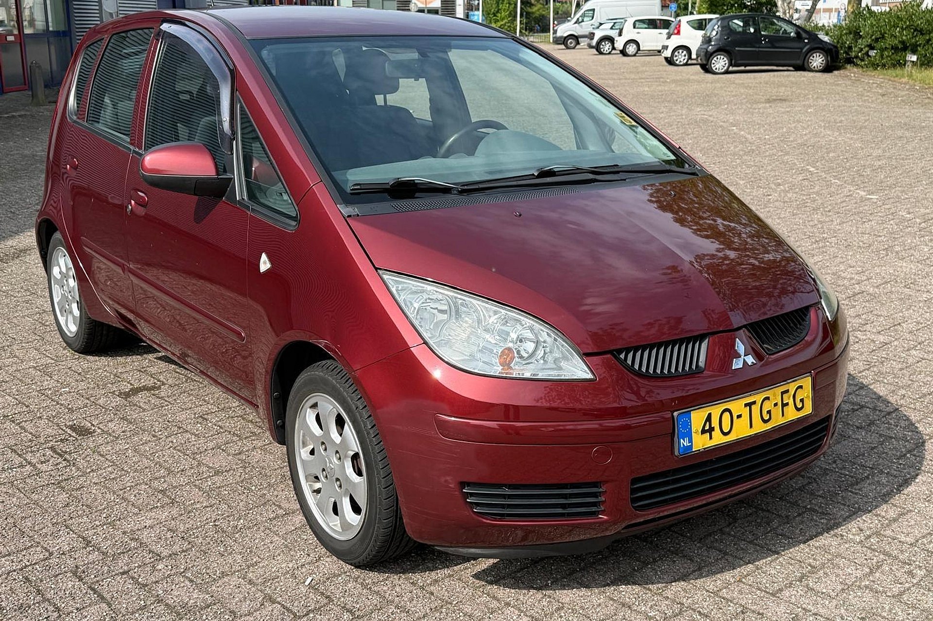 Mitsubishi Colt