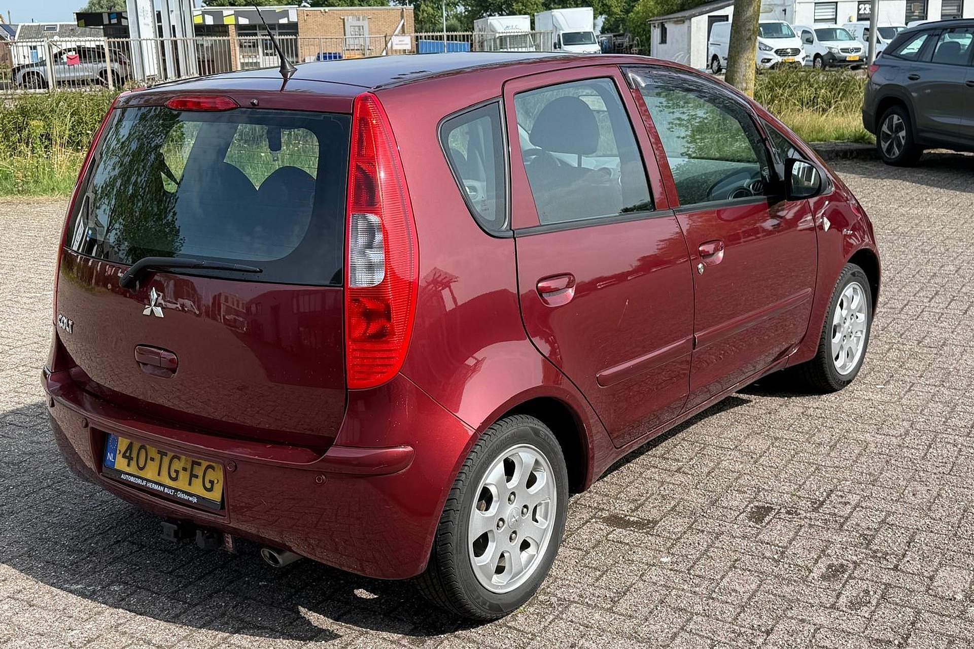 Mitsubishi Colt