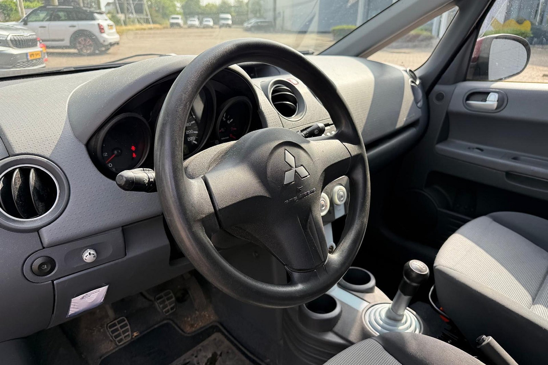 Mitsubishi Colt