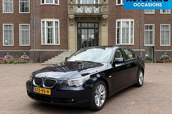 BMW 5 Serie 550i YOUNGTIMER, UITMUNDENDE STAAT, LEDER, LAGE KM STAND, NAVI, COMFORTZETELS.
