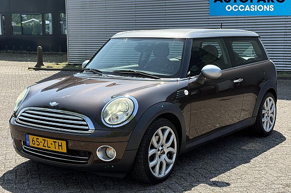 MINI Clubman 1.6 Cooper Chili , AUTOMAAT, LEDEREN SPORTSTOELEN, CLIMA, CRUISE CONTROL, NAVI