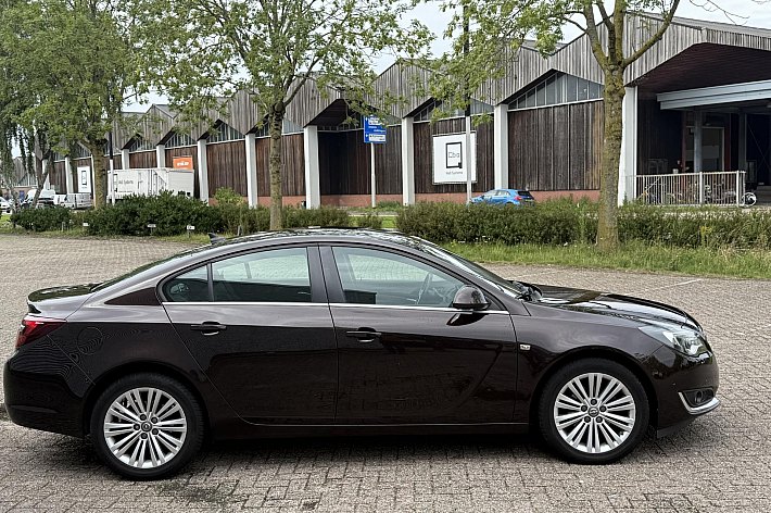 Opel Insignia 1.4 T EcoFLEX Edition , LEDER, AIRCO, CRUISE CONTROL, NAVI, 6 BAK