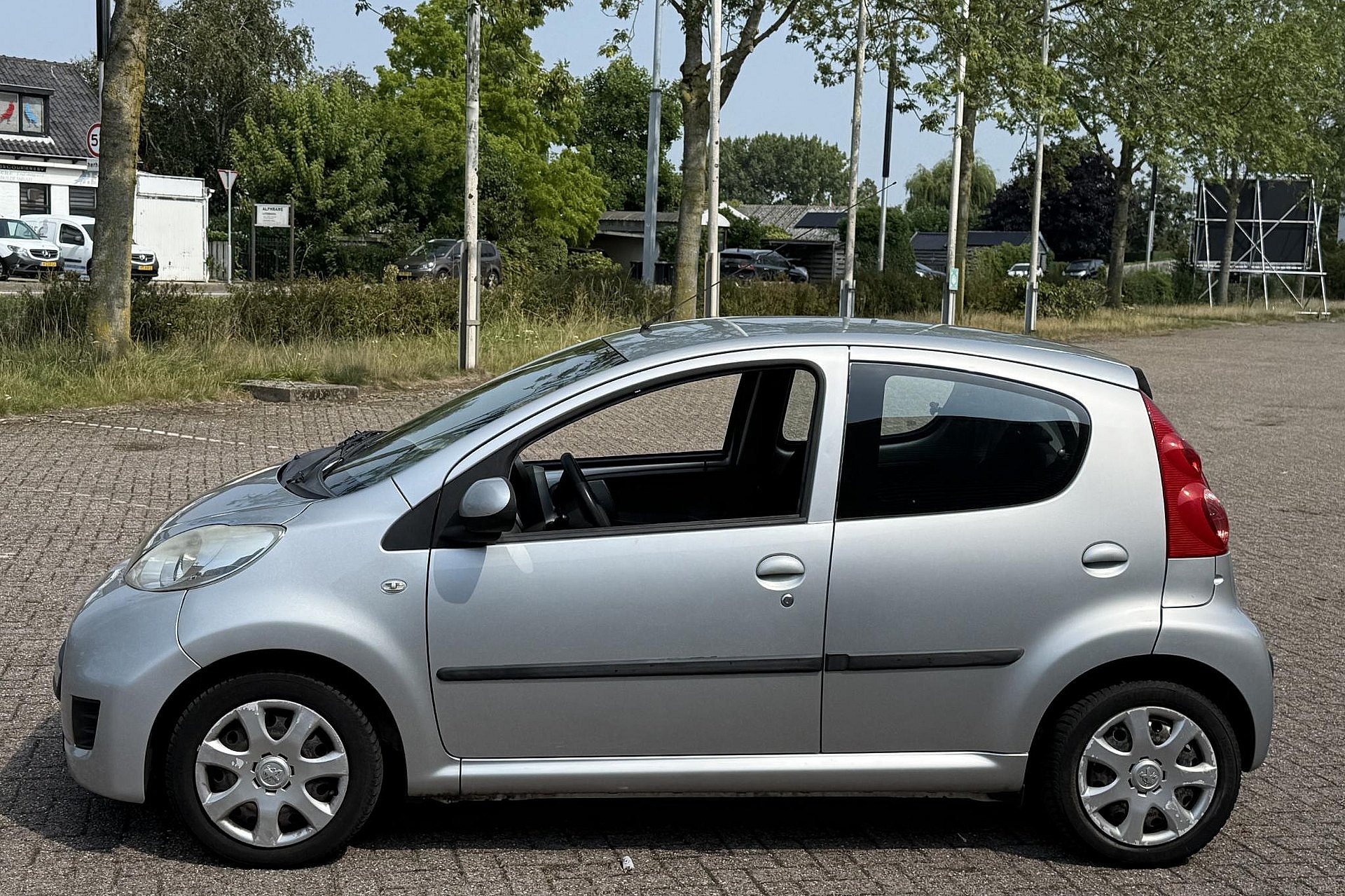 Peugeot 107