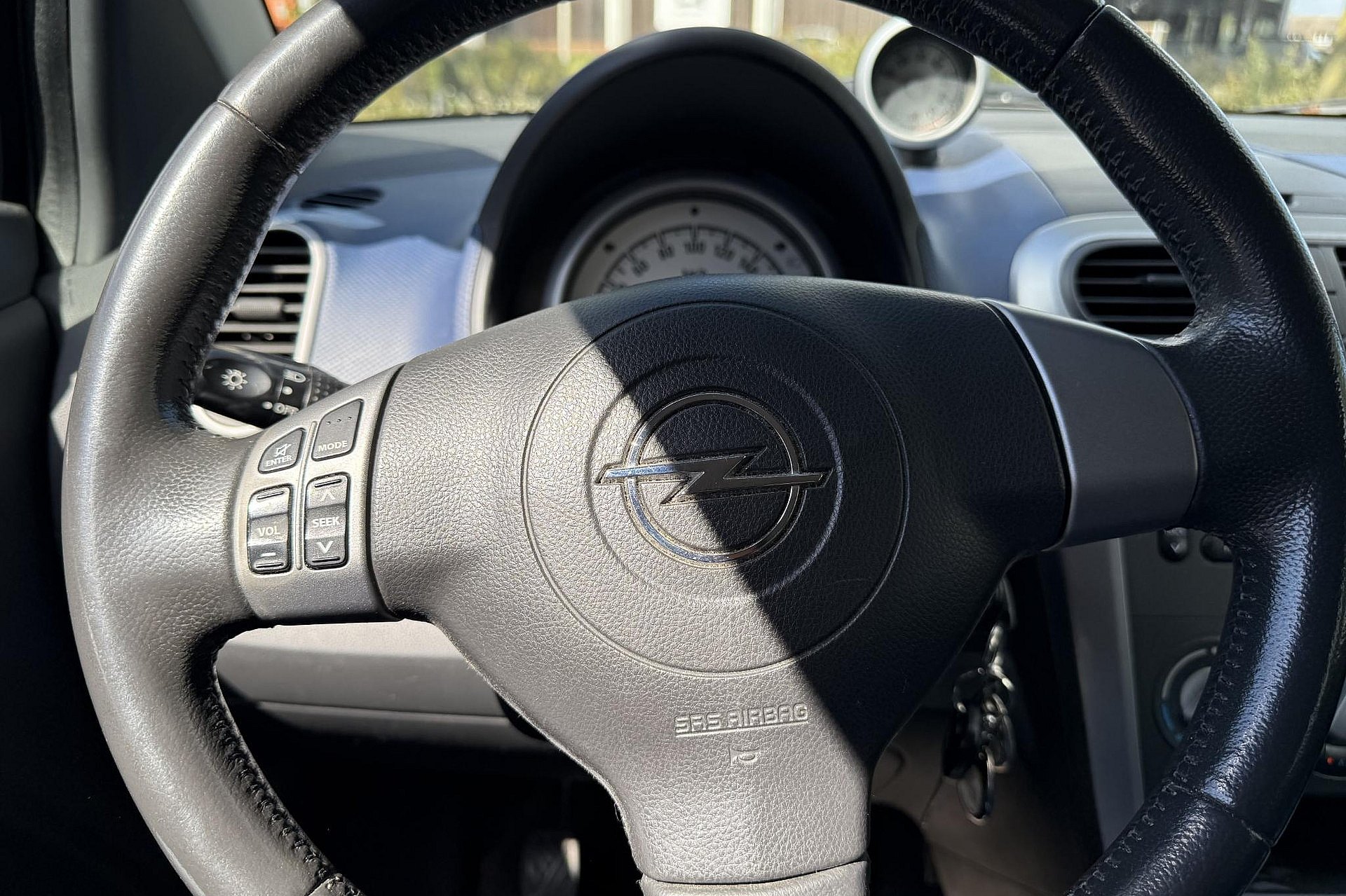 Opel Agila