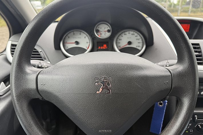 Peugeot 207 1.4 VTi Cool 'n Blue NIEUWE APK, AIRCO, CRUISE CONTROL, 5 DEURS