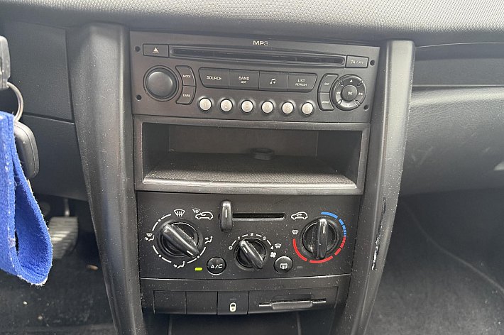 Peugeot 207 1.4 VTi Cool 'n Blue NIEUWE APK, AIRCO, CRUISE CONTROL, 5 DEURS