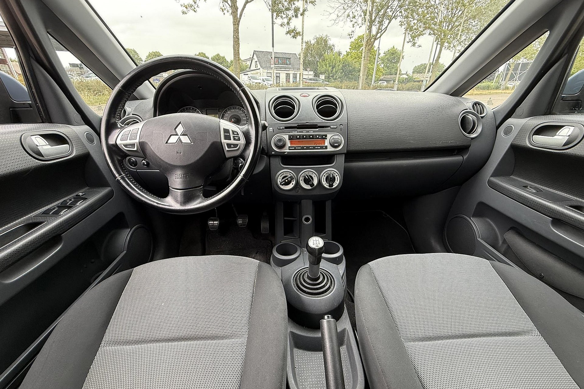 Mitsubishi Colt