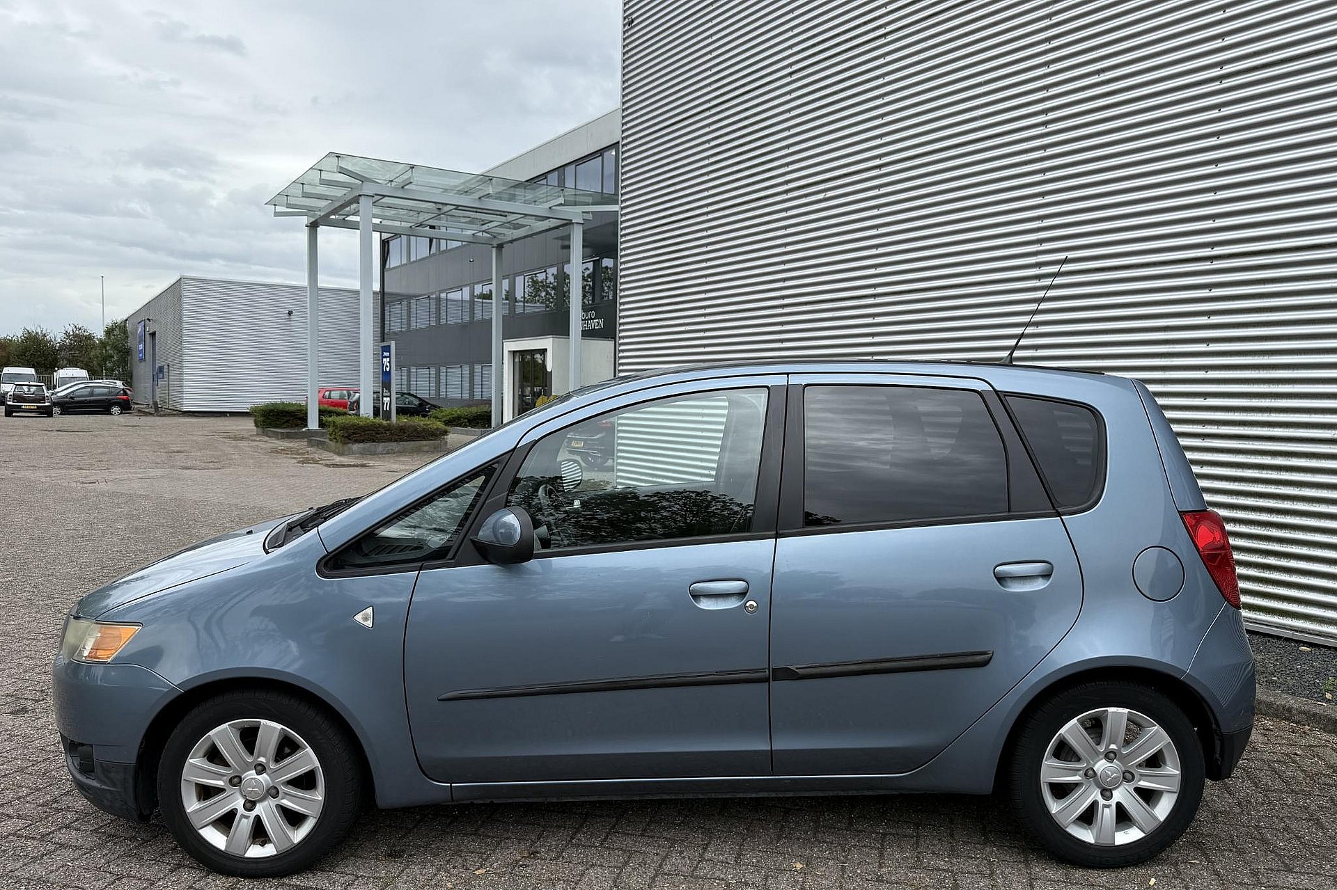 Mitsubishi Colt