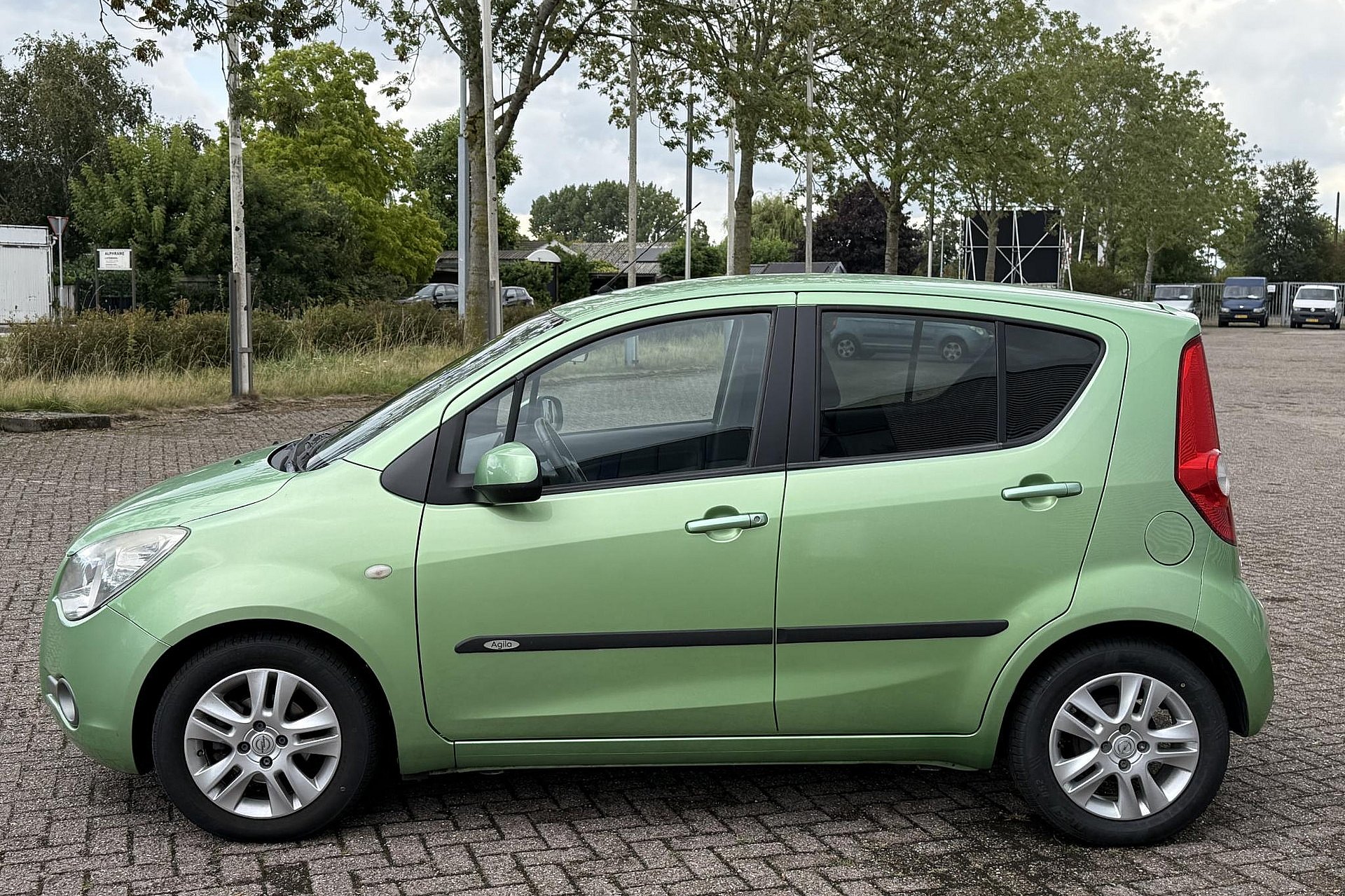 Opel Agila