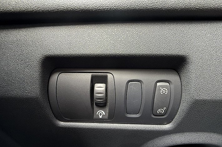 Renault Mégane Coupé-Cabriolet 2.0-16V Tech Line ZEER MOOIE, GOED ONDERHOUDEN EN NEDERLANDS GELEVERDE RENAULT MET 71DKM NAP.