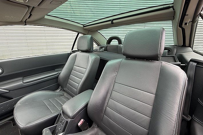 Renault Mégane Coupé-Cabriolet 2.0-16V Tech Line ZEER MOOIE, GOED ONDERHOUDEN EN NEDERLANDS GELEVERDE RENAULT MET 71DKM NAP.