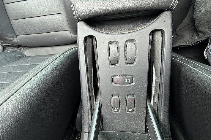 Renault Mégane Coupé-Cabriolet 2.0-16V Tech Line ZEER MOOIE, GOED ONDERHOUDEN EN NEDERLANDS GELEVERDE RENAULT MET 71DKM NAP.