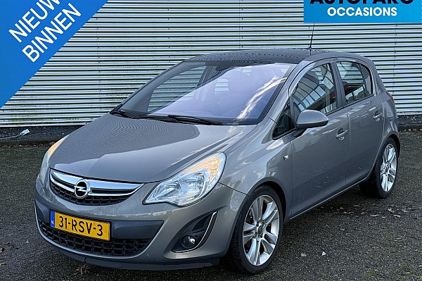Opel Corsa 1.4-16V Cosmo , PANODAK, AIRCO, CRUISE, NAVI,HALF LEDER, PDC, TREKHAAK, 113.609 KM NAP, VOLLEDIG ONDERHOUDEN, ZEER NETTE EN PERFECT RIJDENDE CORSA