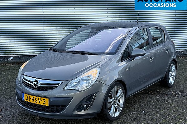 Opel Corsa 1.4-16V Cosmo , PANODAK, AIRCO, CRUISE, NAVI,HALF LEDER, PDC, TREKHAAK, 113.609 KM NAP, VOLLEDIG ONDERHOUDEN, ZEER NETTE EN PERFECT RIJDENDE CORSA