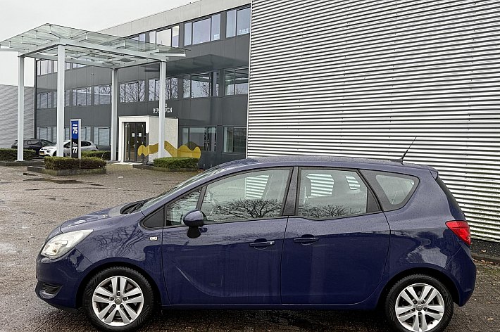 Opel Meriva 1.6 CDTi Business+ , EURO 6, AIRCO, CRUISE CONTROLE, NAVI, PDC, VOLLEDIG ONDERHOUDEN, ZEER GOED RIJDENDE EN NETTE OPEL MERIVA DIE ALLE MILEUZONES IN MAG !