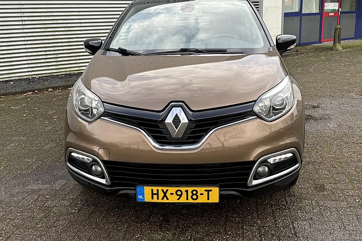 Renault Captur 1.2 TCe Dynamique AUTOMAAT, LEDER,CRUISE CONTROLE, lNAVI, PDC + CAMERA, STOELVERWARMING, TREKHAAK, LEDER STUURWIEL, 88.455 KM NAP.