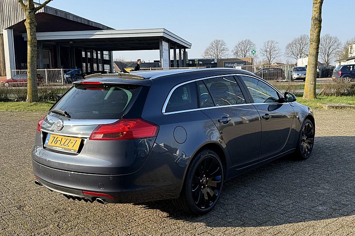 Opel Insignia Sports Tourer 2.0 T Sport , LEDER SPORTINTERIEUR, 19 INCH VELGEN, STOELVERWARMING, NAVI, CLIMA, CRUISE CONTROLE, SPORT EN TOUR STAND, TREKHAAK AFNEEMBAAR, NWE KOPPELING, ZGAN BANDEN, GROTE BEURT GEHAD, BOOSKIJKERS, 220PK, RIJDT PERFECT, ZIT HEERLIJK, KLAA