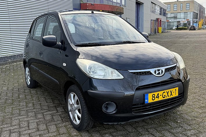 Hyundai i10 1.1 Active ,  4 ZGAN BANDEN, 5 DEURS, ZUINIG EN BETROUWBAAR, LEUKE GOEDRIJDENDE i10