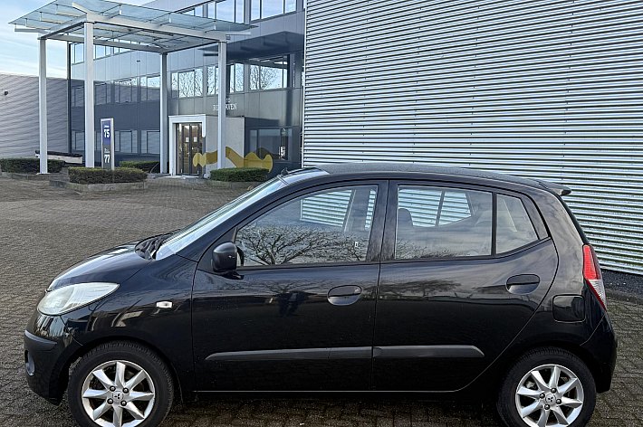 Hyundai i10 1.1 Active ,  4 ZGAN BANDEN, 5 DEURS, ZUINIG EN BETROUWBAAR, LEUKE GOEDRIJDENDE i10