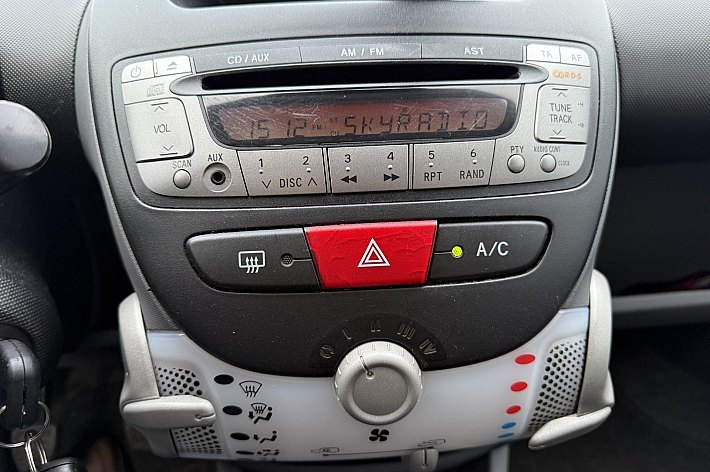 Citroën C1 1.0-12V Ambiance , AIRCO, 5 DEURS, GOED ONDERHOUDEN, BOEKJES AANWEZIG, RIJDT EN SCHAKELT GOED, ZUINIGE C1