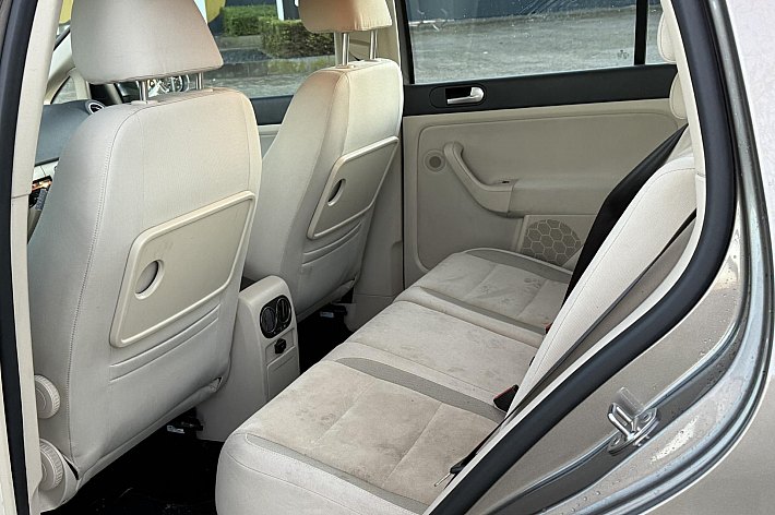 Volkswagen Golf Plus 1.4 TSI Highline , HOOG ZITTER, AIRCO, CRUISE CONTROLE, AUTOMAAT, TREKHAAK, NL AUTO, DEALER ONDERHOUDEN, BOEKJES AANWEZIG, RIJDT EN SCHAKELT SUPER