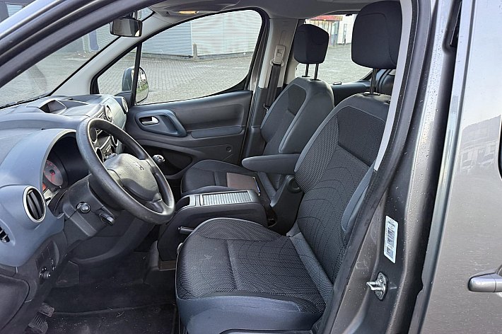 Peugeot Partner Tepee 1.6 VTi XT Style , TREKHAAK, AIRCO, CRUISE CONTROLE, SUPER NETTE AUTO, LUXE INTERIEUR, RECENT GROOT ONDERHOUD GEHAD, BOEKJES AANWEZIG,