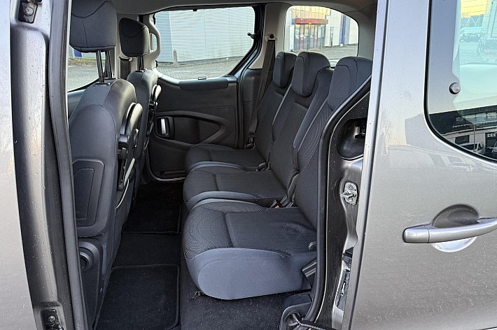 Peugeot Partner Tepee 1.6 VTi XT Style , TREKHAAK, AIRCO, CRUISE CONTROLE, SUPER NETTE AUTO, LUXE INTERIEUR, RECENT GROOT ONDERHOUD GEHAD, BOEKJES AANWEZIG,