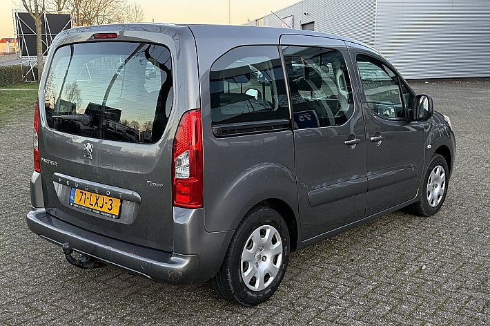 Peugeot Partner Tepee 1.6 VTi XT Style , TREKHAAK, AIRCO, CRUISE CONTROLE, SUPER NETTE AUTO, LUXE INTERIEUR, RECENT GROOT ONDERHOUD GEHAD, BOEKJES AANWEZIG,