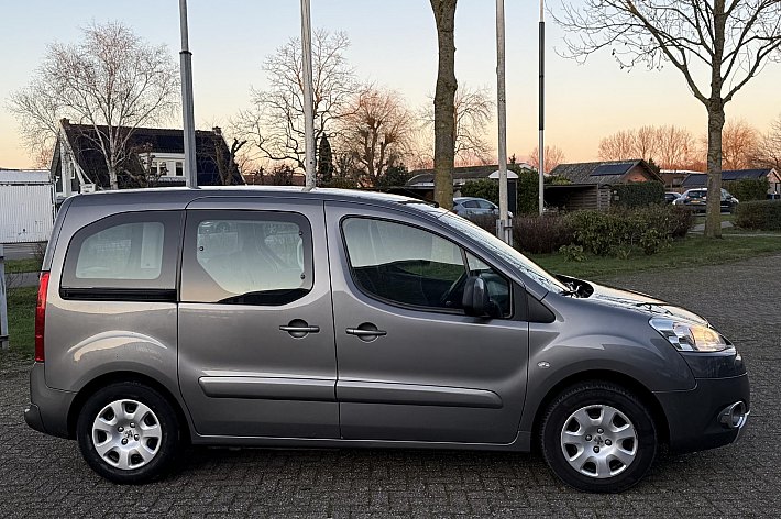 Peugeot Partner Tepee 1.6 VTi XT Style , TREKHAAK, AIRCO, CRUISE CONTROLE, SUPER NETTE AUTO, LUXE INTERIEUR, RECENT GROOT ONDERHOUD GEHAD, BOEKJES AANWEZIG,