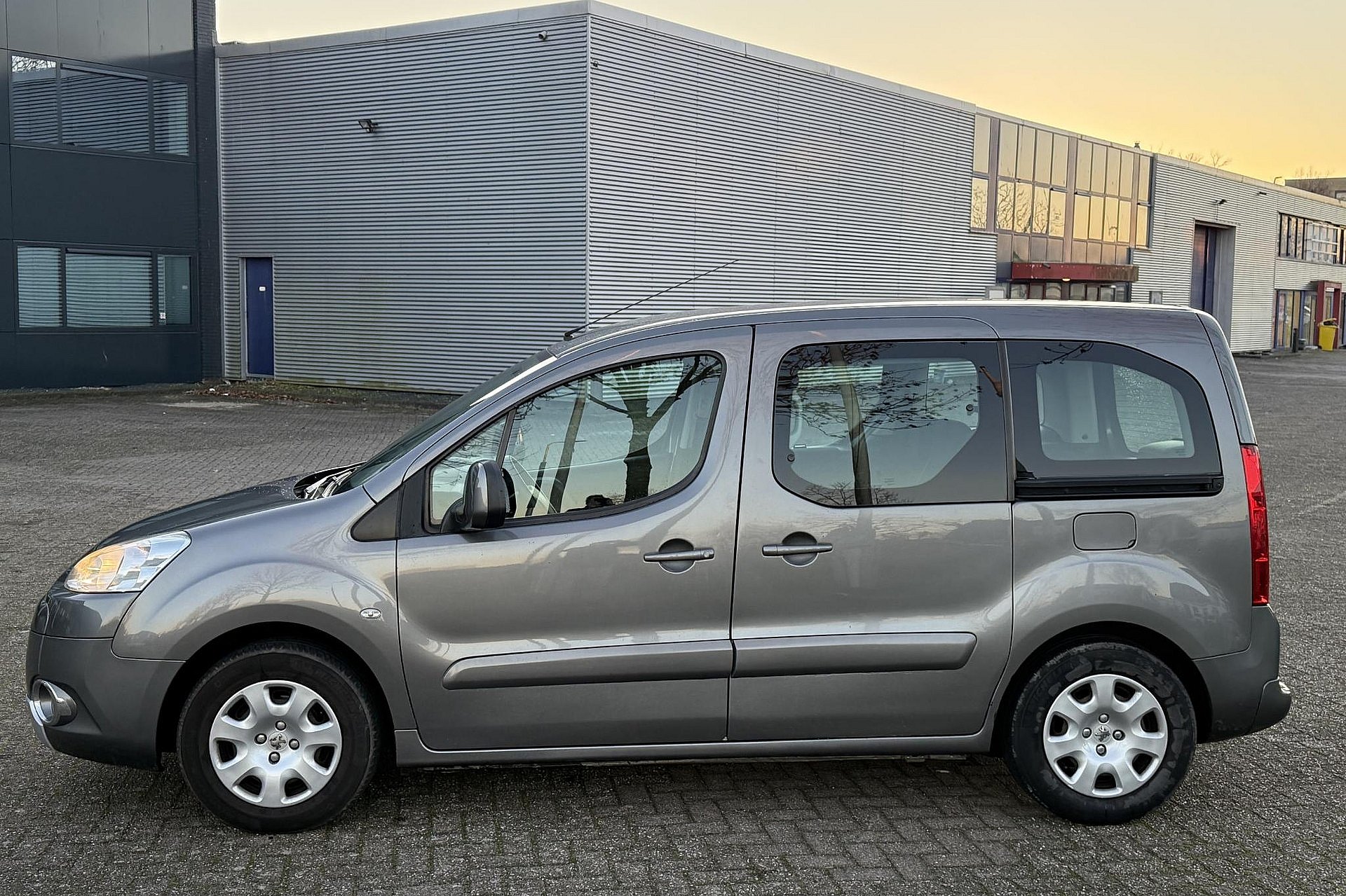 Peugeot Partner Tepee