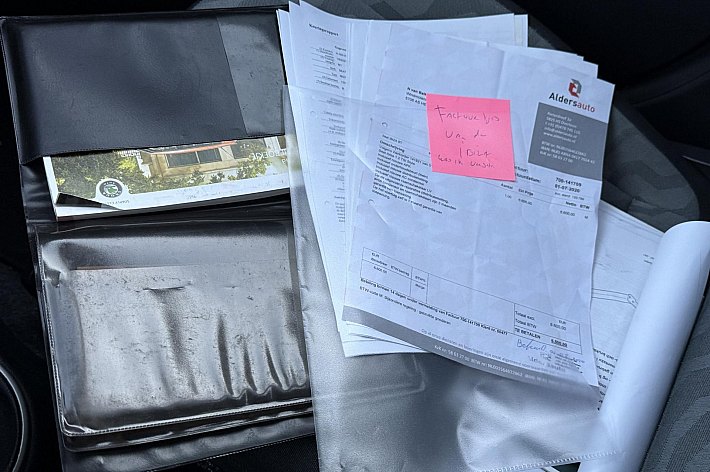 Škoda Fabia 1.2-12V Ambiente , AIRCO, CRUISE CONTROLE, 160.000 KM NAP, INGERUILD, GAAT ZO WEG NAAR LIEFHEBBER, NIET DE MOOISTE, WEL TECHNISCH GOED, VOLLEDIGE ONDERHOUDEN, BOEKJES FACTUREN AANWEZIG, ZELF SCHOONMAKEN