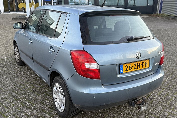 Škoda Fabia 1.2-12V Ambiente , AIRCO, CRUISE CONTROLE, 160.000 KM NAP, INGERUILD, GAAT ZO WEG NAAR LIEFHEBBER, NIET DE MOOISTE, WEL TECHNISCH GOED, VOLLEDIGE ONDERHOUDEN, BOEKJES FACTUREN AANWEZIG, ZELF SCHOONMAKEN