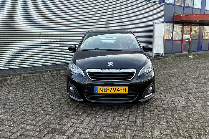 Peugeot 108 1.0 VTi Active , AUTOMAAT, AIRCO, F1 FLIPPERS, SPORTSTUUR, SPORTSTOELEN, BLUETOOTH, USB, 5 DEURS, AUTO RIJDT EN SCHAKELT SUPER, ZEER ZUINIG