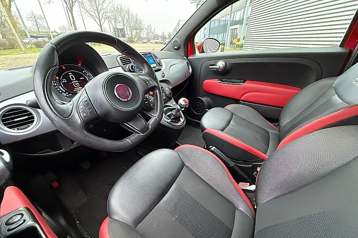 Fiat 500 0.9 TwinAir Turbo 500S , AIRCO, NAVI / CARPLAY, SPORTSTOELEN, SPORTVELGEN, BOEKJES AANWEZIG, RECENT NIEUWE KOPPELING EN VLIEGWIEL GEHAD, SUPER ZUINIG EN TOCH SPORTIEF MET VELE OPTIES