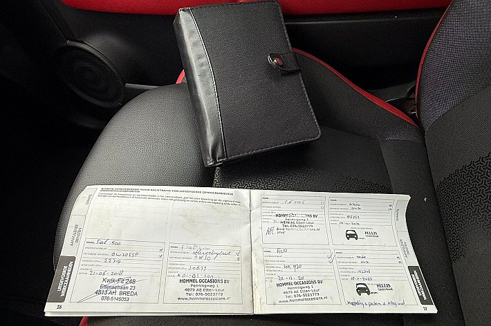 Fiat 500 0.9 TwinAir Turbo 500S , AIRCO, NAVI / CARPLAY, SPORTSTOELEN, SPORTVELGEN, BOEKJES AANWEZIG, RECENT NIEUWE KOPPELING EN VLIEGWIEL GEHAD, SUPER ZUINIG EN TOCH SPORTIEF MET VELE OPTIES