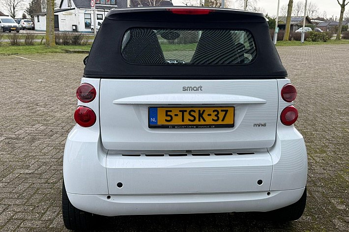 Smart Fortwo cabrio 1.0 mhd Pure AIRCO, ELECTR DAK, AUTOMAAT, GROTE NAVI / CARPLAY, ELECTRISCHE RAMEN, SPORTVELGEN, 85.166 KM, NAP