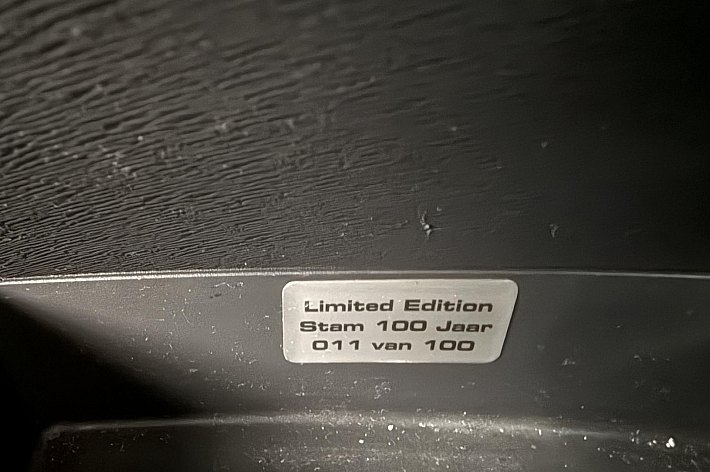 Renault Twingo 1.2 16V Limited Edition , AIRCO, BLUETOOTH, NR 11 van 100, PDC ACHTER, STUURBEKRACHTIGING, VOLLEDIG ONDERHOUDEN, BOEKJES, LEUKE SPORTIEVE EN TOCH ZUINGE UITVOERING