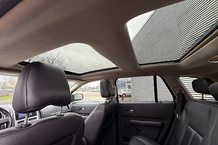 Ford Edge , AIRCO, CRUISE CONTROLE, AUTOMAAT, NAVI, STOELVERWARMING, ELECTR STOELVERSTELLING, PDC ACHTER, PANORAMADAK DUBBEL, ZEER NETTE EN GOED RIJDENDE FORD EDGE