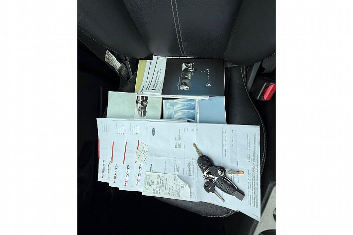 Ford Edge , AIRCO, CRUISE CONTROLE, AUTOMAAT, NAVI, STOELVERWARMING, ELECTR STOELVERSTELLING, PDC ACHTER, PANORAMADAK DUBBEL, ZEER NETTE EN GOED RIJDENDE FORD EDGE