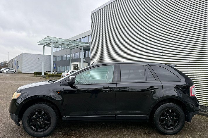 Ford Edge , AIRCO, CRUISE CONTROLE, AUTOMAAT, NAVI, STOELVERWARMING, ELECTR STOELVERSTELLING, PDC ACHTER, PANORAMADAK DUBBEL, ZEER NETTE EN GOED RIJDENDE FORD EDGE