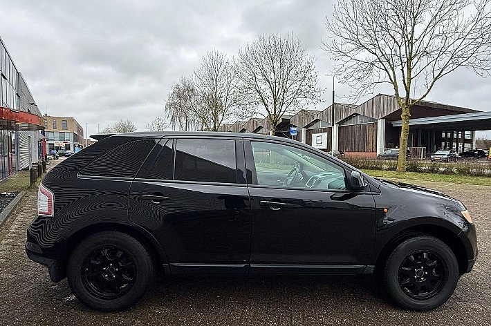 Ford Edge , AIRCO, CRUISE CONTROLE, AUTOMAAT, NAVI, STOELVERWARMING, ELECTR STOELVERSTELLING, PDC ACHTER, PANORAMADAK DUBBEL, ZEER NETTE EN GOED RIJDENDE FORD EDGE