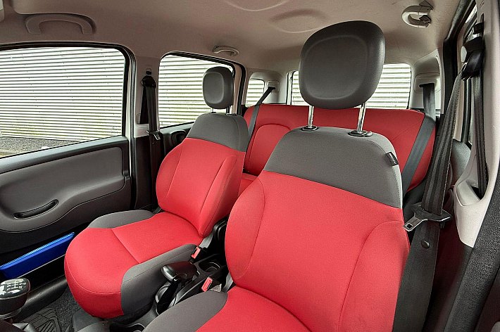 Fiat Panda CLIMBING 4X4 ,0.9 TURBO, AIRCO, 6 BAK, CITY STEERING, START STOP, ELECTR RAMEN, BOEKJES, VOLLEDIG ONDERHOUDEN, NETTE EN GOEDRIJDENDE 4X4