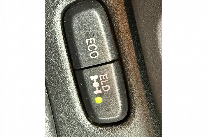 Fiat Panda CLIMBING 4X4 ,0.9 TURBO, AIRCO, 6 BAK, CITY STEERING, START STOP, ELECTR RAMEN, BOEKJES, VOLLEDIG ONDERHOUDEN, NETTE EN GOEDRIJDENDE 4X4