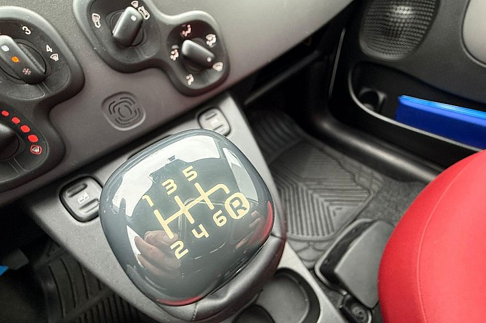 Fiat Panda CLIMBING 4X4 ,0.9 TURBO, AIRCO, 6 BAK, CITY STEERING, START STOP, ELECTR RAMEN, BOEKJES, VOLLEDIG ONDERHOUDEN, NETTE EN GOEDRIJDENDE 4X4