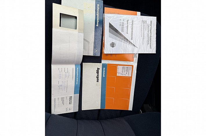 Mercedes-Benz 200-500 (W126) 300SE DEZE MOOIE 300SE IS VOORZIEN VAN O.A. AUTOMAAT, AIRCO, WEGENBELASTINGVRIJ, INTERIEUR EN EXTERIEUR ZEER NETJES.